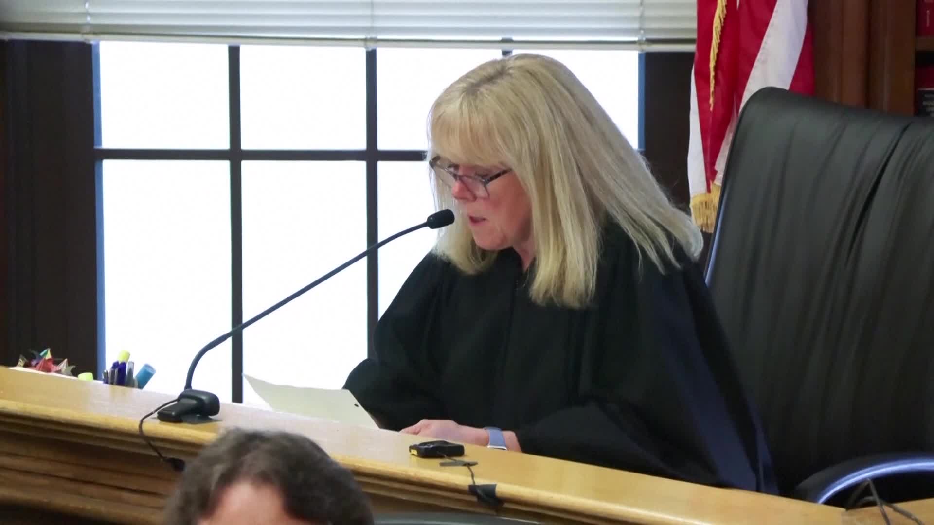 Judge declares mistrial in Karen Read case – WFLA